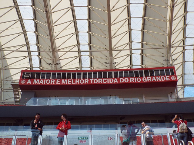 赛中轰轰烈 赛中轰轰烈